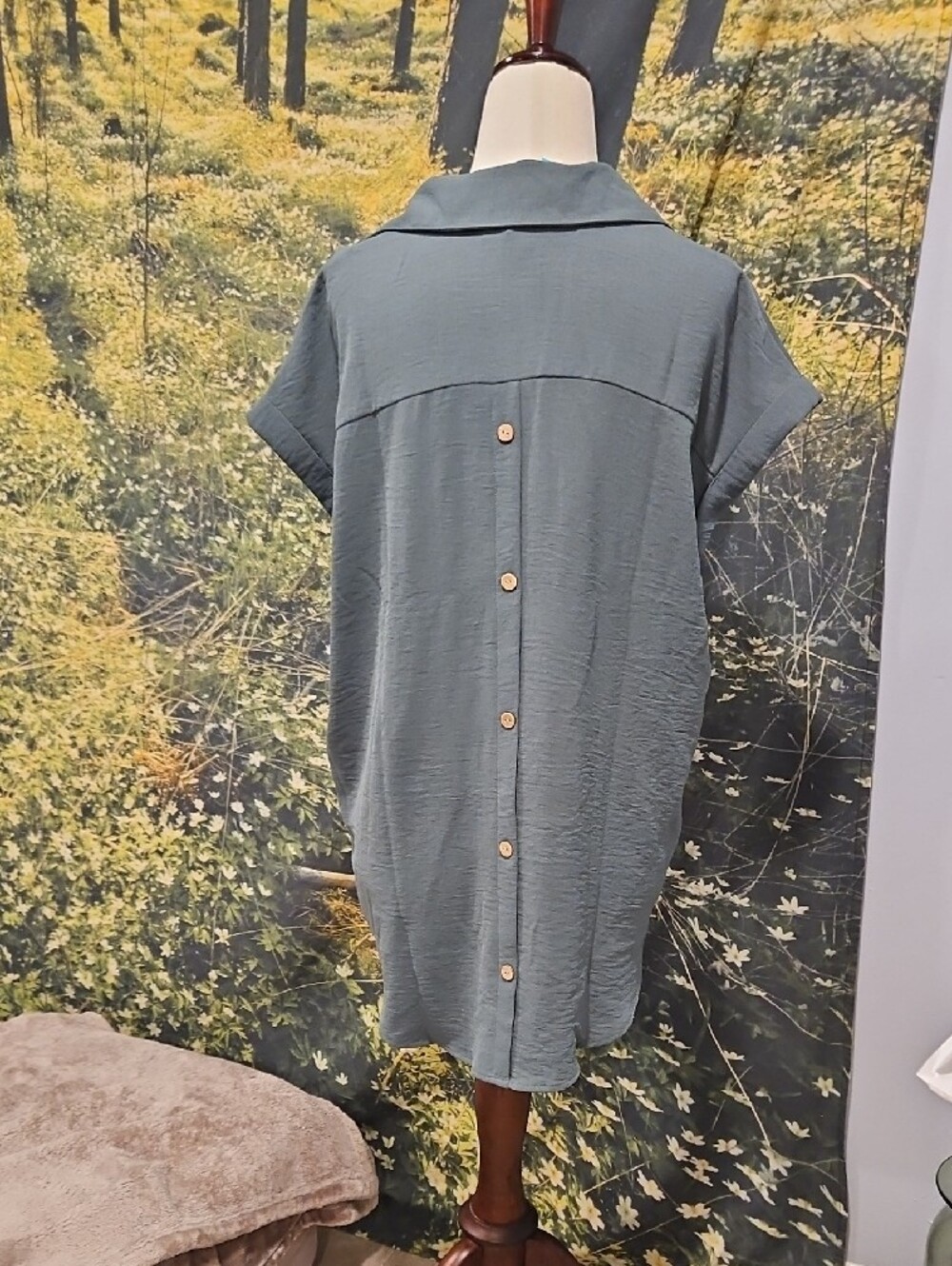 Fortune+Ivy Button Down/Button Back Blouse - Picture 2 of 4